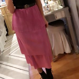 Pink metallic pleated tired skirt